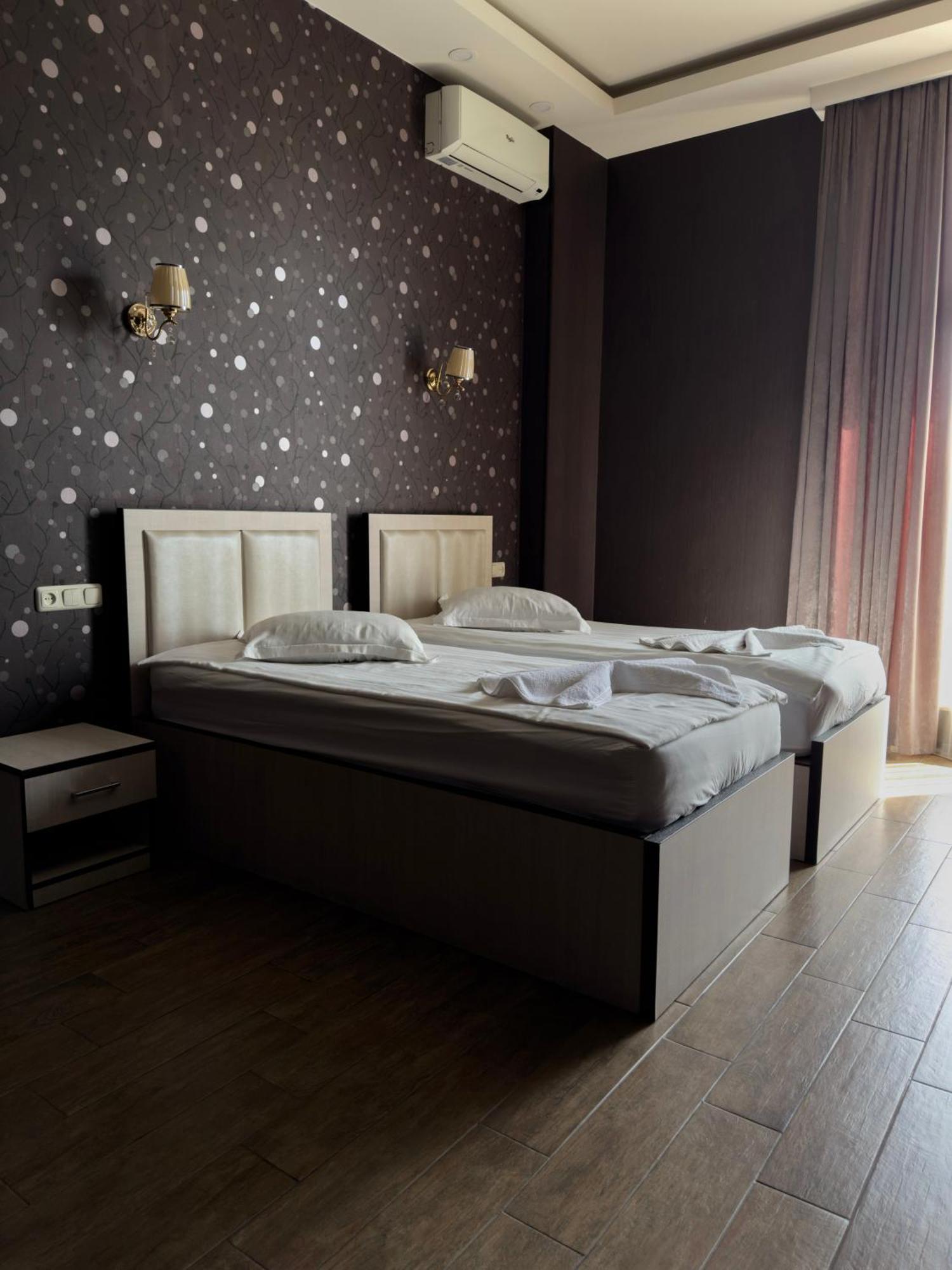 Eridana Hotel Erévan Extérieur photo