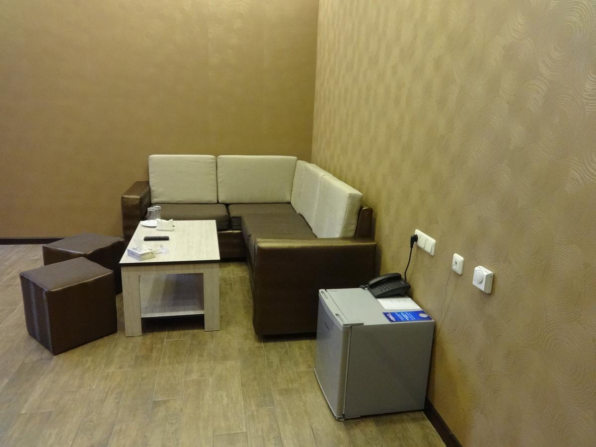 Eridana Hotel Erévan Extérieur photo