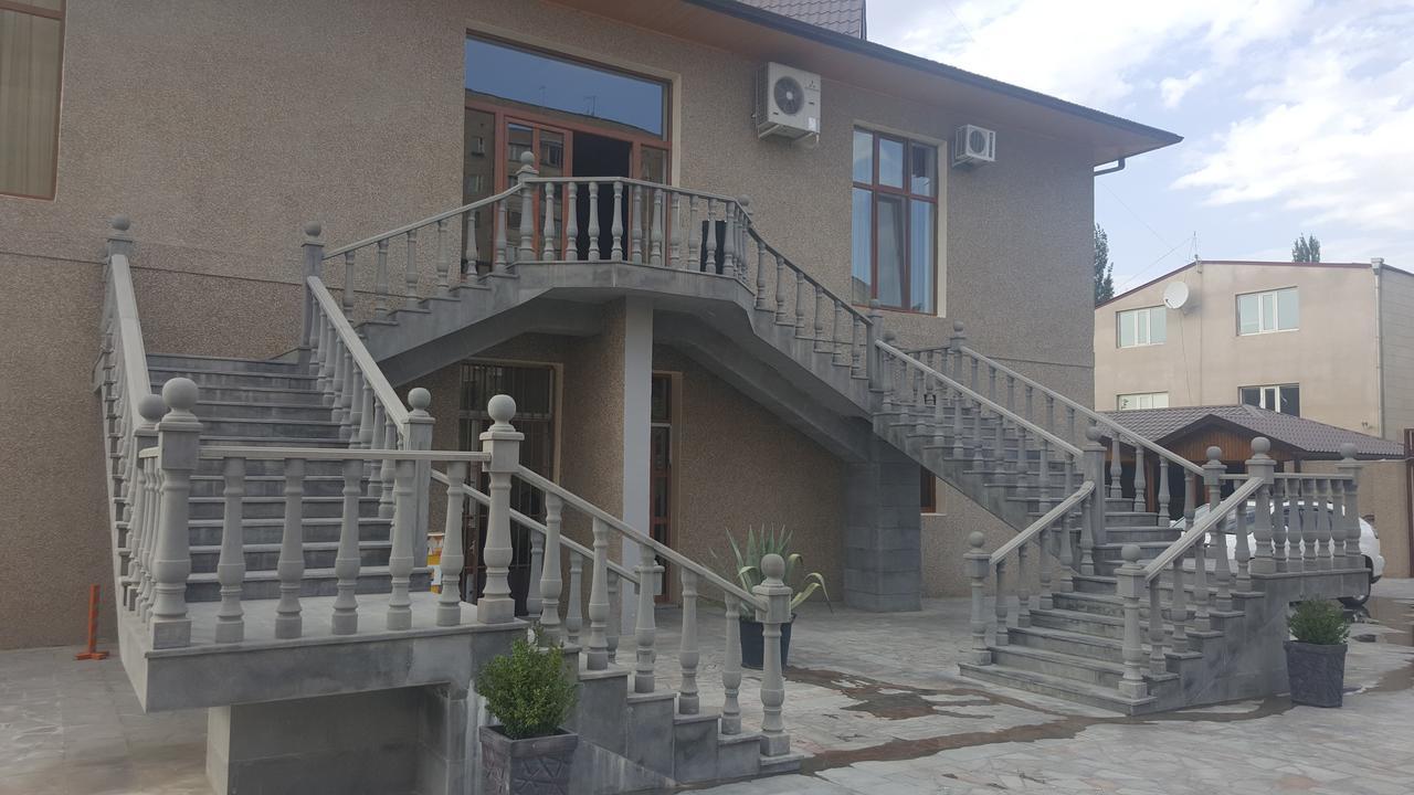 Eridana Hotel Erévan Extérieur photo