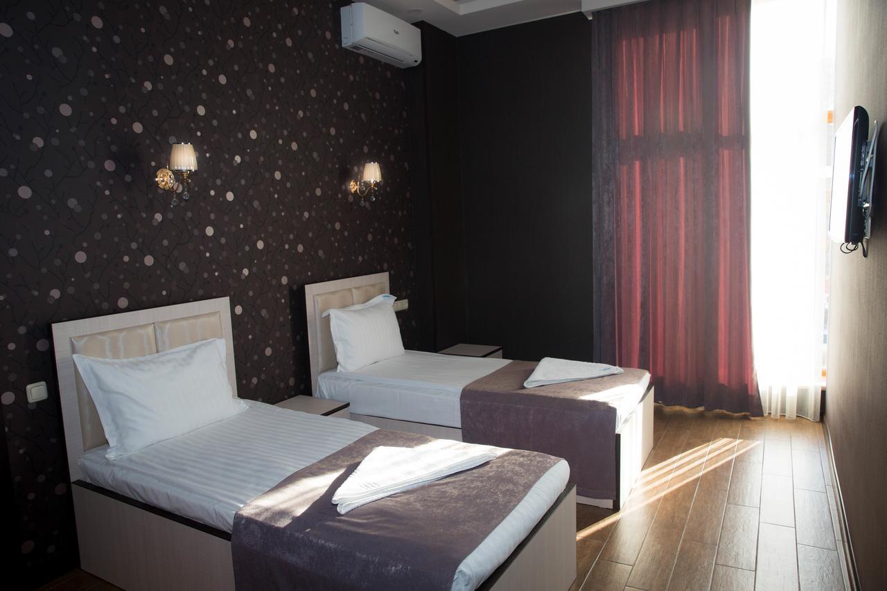 Eridana Hotel Erévan Extérieur photo
