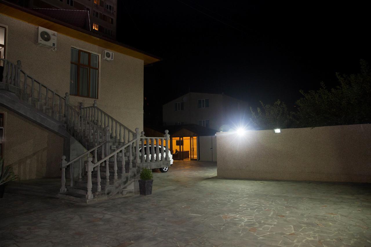 Eridana Hotel Erévan Extérieur photo
