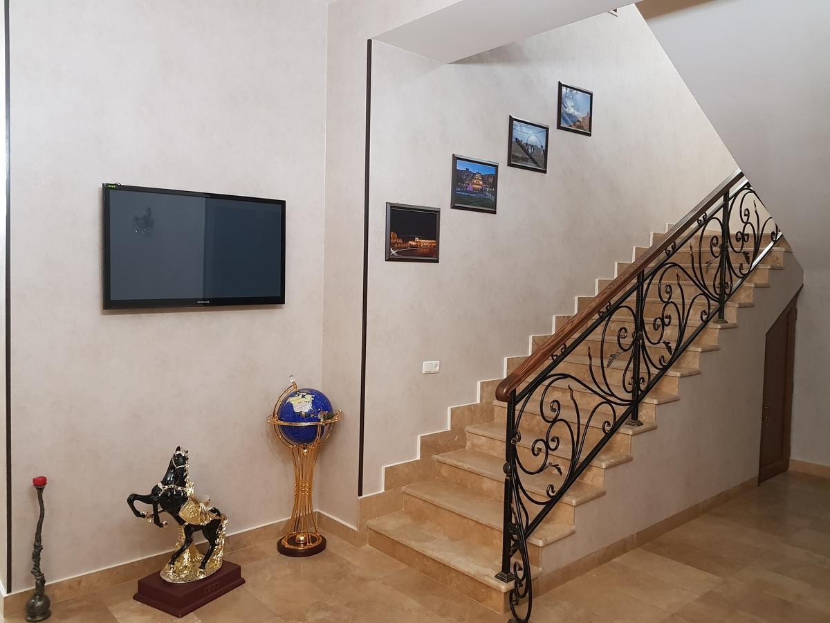 Eridana Hotel Erévan Extérieur photo